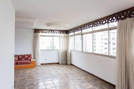 Apartamento à venda com 165m², 4 quartos e 2 vagasSala