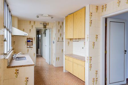 Apartamento à venda com 165m², 4 quartos e 2 vagasCozinha