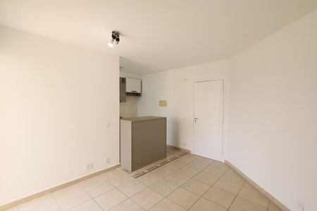 Sala de apartamento para alugar com 2 quartos, 49m² em Jd Alzira, São Paulo