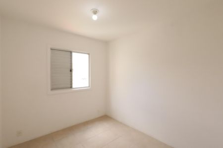 Quarto 1 de apartamento para alugar com 2 quartos, 49m² em Jd Alzira, São Paulo