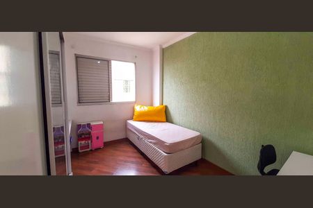 Apartamento à venda com 64m², 2 quartos e 1 vagaQuarto 2