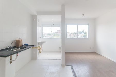 Sala/Cozinha de apartamento para alugar com 2 quartos, 40m² em Vila Nova Cintra, Mogi das Cruzes