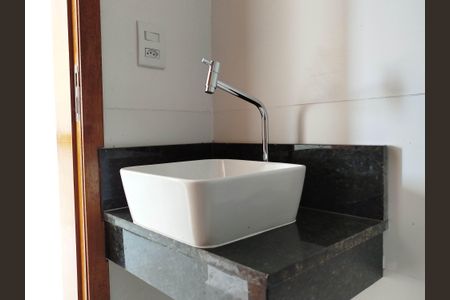 Banheiro de kitnet/studio para alugar com 1 quarto, 165m² em Vila Matilde, São Paulo