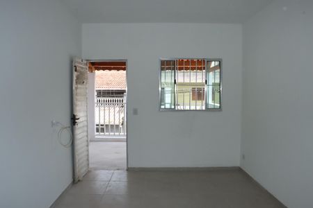Casa para alugar com 2 quartos, 58m² em Jardim Independência, Embu das Artes