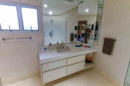 Apartamento para alugar com 441m², 4 quartos e 5 vagasBanheiro da Suíte 4