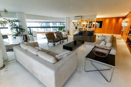 Apartamento para alugar com 441m², 4 quartos e 5 vagasSala