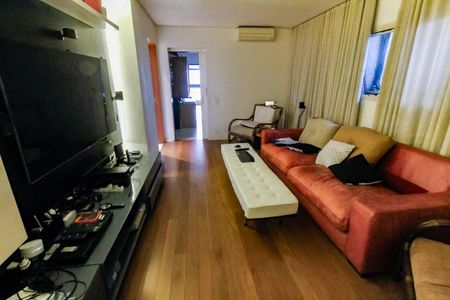 Apartamento para alugar com 441m², 4 quartos e 5 vagasSala 2