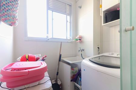 Apartamento à venda com 40m², 2 quartos e sem vaga Apartamento à venda com 40m², 2 quartos e sem vagaCozinha e Área de Serviço