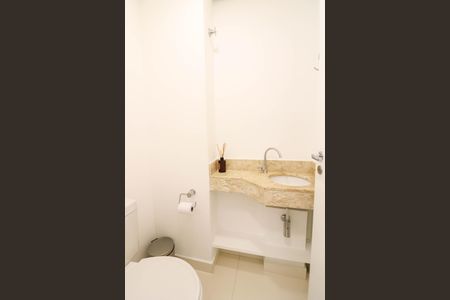 Lavabo de apartamento para alugar com 3 quartos, 105m² em Jardim Caravelas, São Paulo
