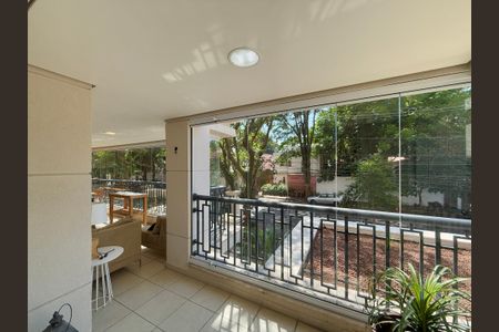 Apartamento à venda com 185m², 4 quartos e 3 vagasSacada Quarto 4