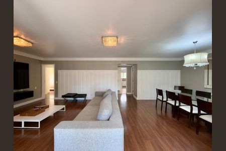 Apartamento à venda com 185m², 4 quartos e 3 vagasSala 