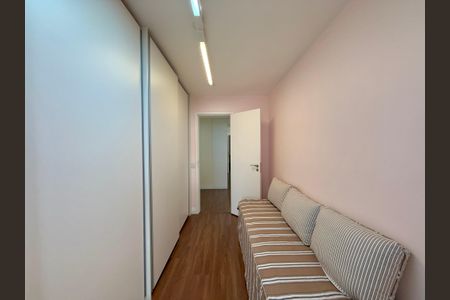 Apartamento à venda com 185m², 4 quartos e 3 vagasCloset Suíte 1
