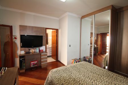 Casa à venda com 388m², 6 quartos e 6 vagasQuarto 4