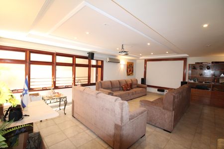 Casa à venda com 388m², 6 quartos e 6 vagasSala 1