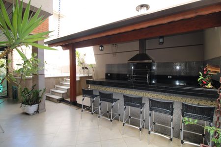 Casa à venda com 388m², 6 quartos e 6 vagasÁrea de Lazer