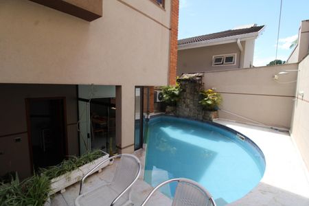 Casa à venda com 388m², 6 quartos e 6 vagasÁrea de Lazer