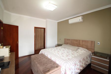 Casa à venda com 388m², 6 quartos e 6 vagasQuarto 1