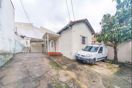 Casa para alugar com 60m², 1 quarto e 2 vagasGaragem e Quintal 