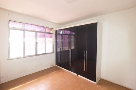 Quarto 1 de casa para alugar com 2 quartos, 80m² em Senador Vasconcelos, Rio de Janeiro