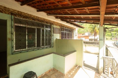 Casa para alugar com 80m², 2 quartos e sem vagaVaranda