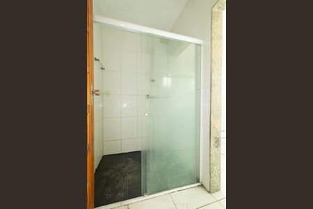 Casa para alugar com 80m², 2 quartos e sem vagaBanheiro 1