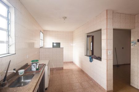 Casa para alugar com 80m², 2 quartos e sem vagaCozinha e Área de Serviço