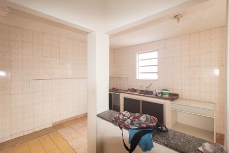 Casa para alugar com 80m², 2 quartos e sem vagaCozinha e Área de Serviço