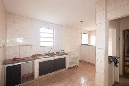 Casa para alugar com 80m², 2 quartos e sem vagaCozinha e Área de Serviço