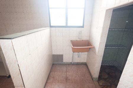 Casa para alugar com 80m², 2 quartos e sem vagaCozinha e Área de Serviço