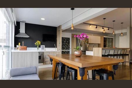 Apartamento à venda com 141m², 3 quartos e 2 vagasFoto 02