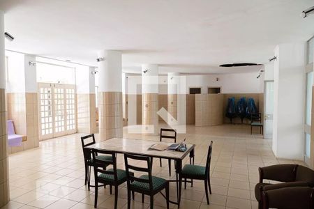 Apartamento para alugar com 90m², 2 quartos e sem vagaÁrea comum - Salão de festas