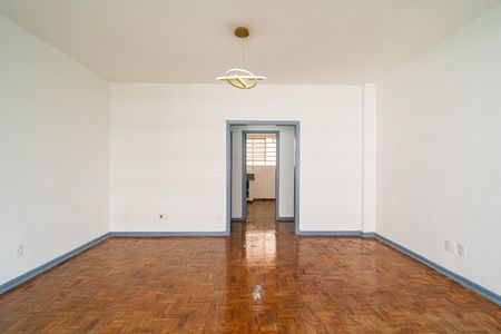 Apartamento para alugar com 90m², 2 quartos e sem vagaSala