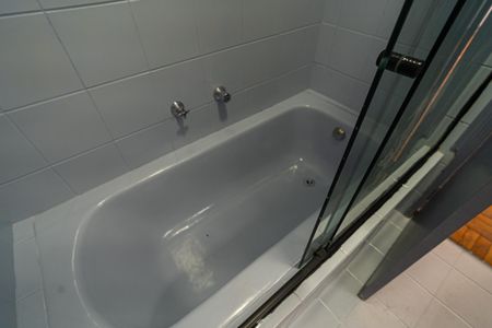 Apartamento para alugar com 90m², 2 quartos e sem vagaBanheiro da Suíte 1