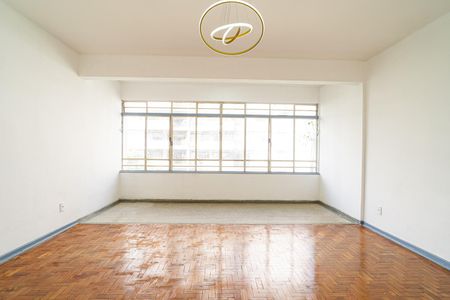 Apartamento para alugar com 90m², 2 quartos e sem vagaSala