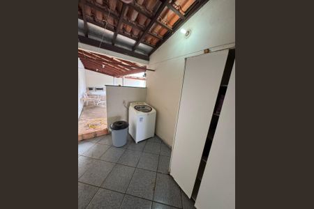 Casa para alugar com 150m², 3 quartos e 6 vagas Casa para alugar com 150m², 3 quartos e 6 vagasÁrea de Serviço
