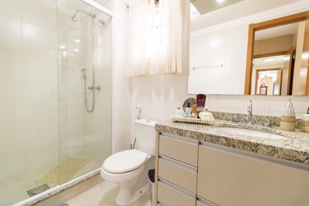 Apartamento à venda com 130m², 3 quartos e 2 vagasBanheiro da Suíte