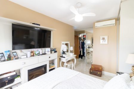 Apartamento à venda com 130m², 3 quartos e 2 vagasSuíte