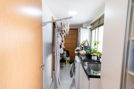 Apartamento à venda com 130m², 3 quartos e 2 vagasÁrea de Serviço