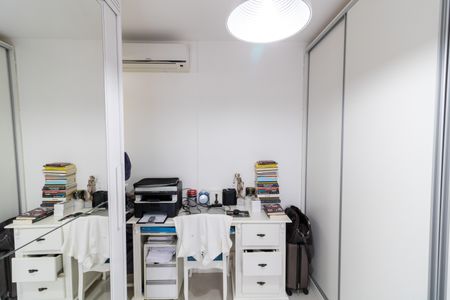 Apartamento à venda com 130m², 3 quartos e 2 vagasSuíte 2
