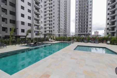 Apartamento para alugar com 40m², 2 quartos e sem vagaÁrea comum - Piscina