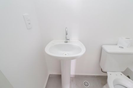 Apartamento para alugar com 40m², 2 quartos e sem vagaBanheiro