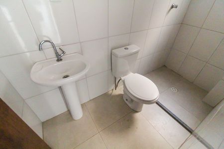 Apartamento para alugar com 45m², 2 quartos e sem vaga Apartamento para alugar com 45m², 2 quartos e sem vagaBanheiro
