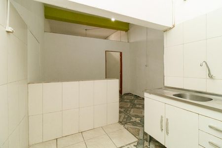 Casa para alugar com 30m², 1 quarto e sem vagaCozinha e Área de Serviço