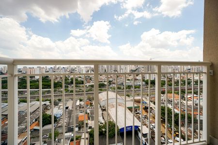 Varanda  de apartamento para alugar com 1 quarto, 29m² em Guaiauna, São Paulo