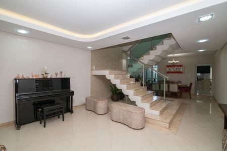 Sala de casa de condomínio para alugar com 5 quartos, 340m² em Parque Ortolândia, Hortolândia