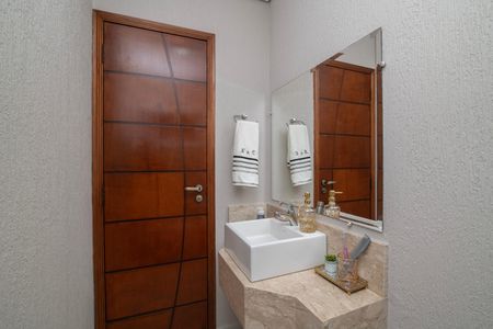 Casa de condomínio para alugar com 340m², 5 quartos e 4 vagasLavabo