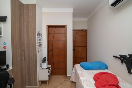 Casa de condomínio para alugar com 340m², 5 quartos e 4 vagasSuíte 4