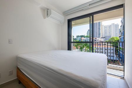 Quarto de apartamento para alugar com 1 quarto, 32m² em Pinheiros, São Paulo