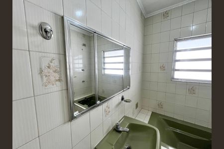 Casa para alugar com 155m², 3 quartos e 1 vaga Casa para alugar com 155m², 3 quartos e 1 vagaBanheiro da Suíte