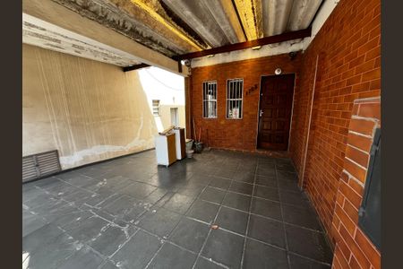 Casa para alugar com 155m², 3 quartos e 1 vaga Casa para alugar com 155m², 3 quartos e 1 vagaGaragem